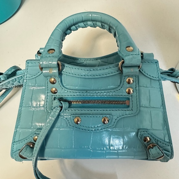 BALENCIAGA Neo Classic Silver Hardware Nano City Crossbody - Picture 5 of 5